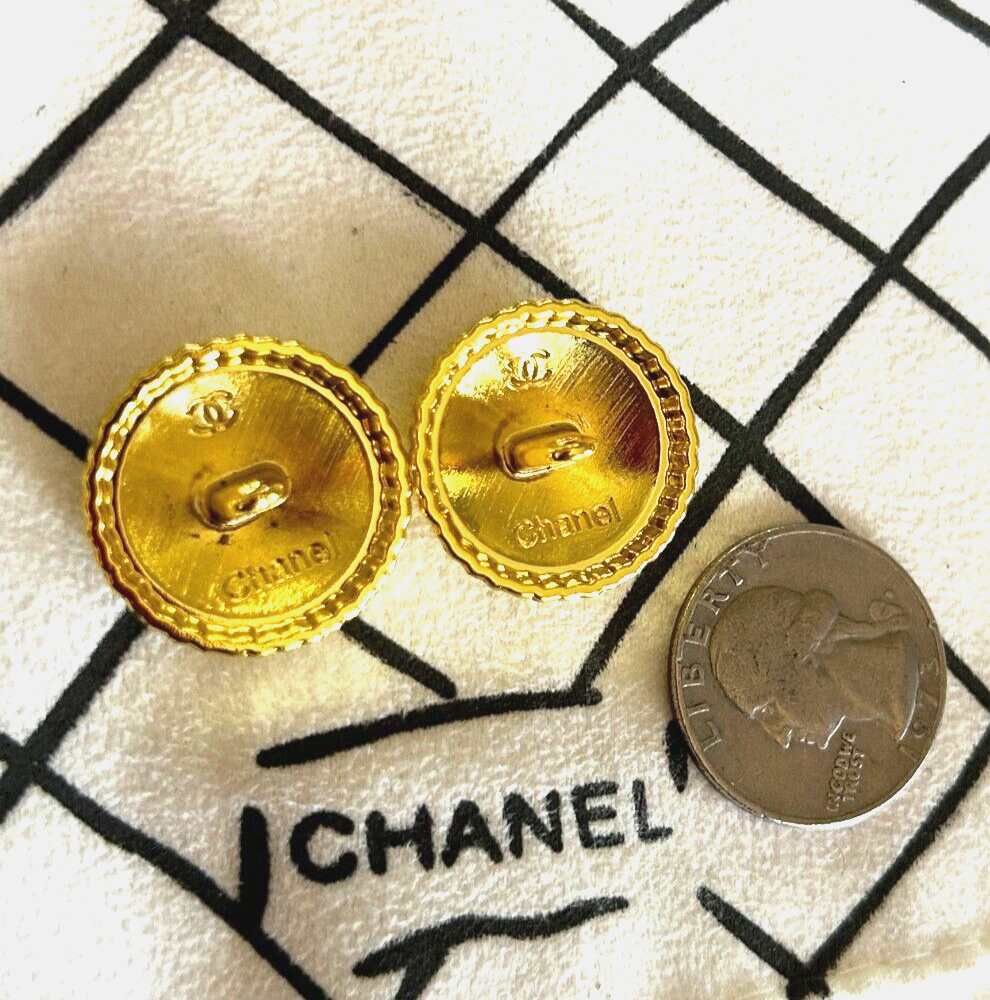 CHANEL ヴィンテージボタン　ゴールド 1041-2 CHANEL（ヴィンテージ シャネル） COCO マーク ボタン