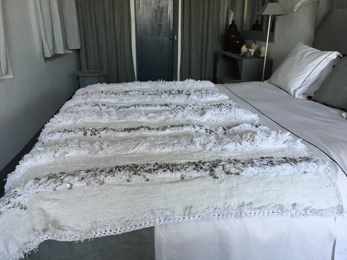 Woven blanket Moroccan Wedding Blanket Handira white with Metal