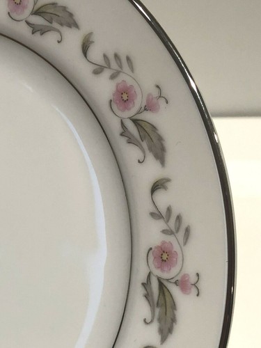Mimosa Priscilla Japan 6.5" Bread/Dessert Plate-Ring Of Pink Flowers&Gray Leaves - Picture 9 of 12