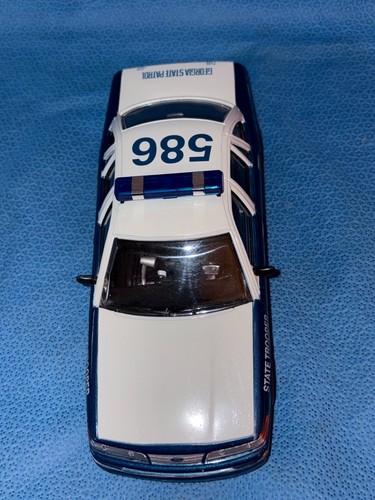 Code 3 Georgia State Patrol State Trooper 586 Scale 1:24 Diecast Car - Picture 5 of 9