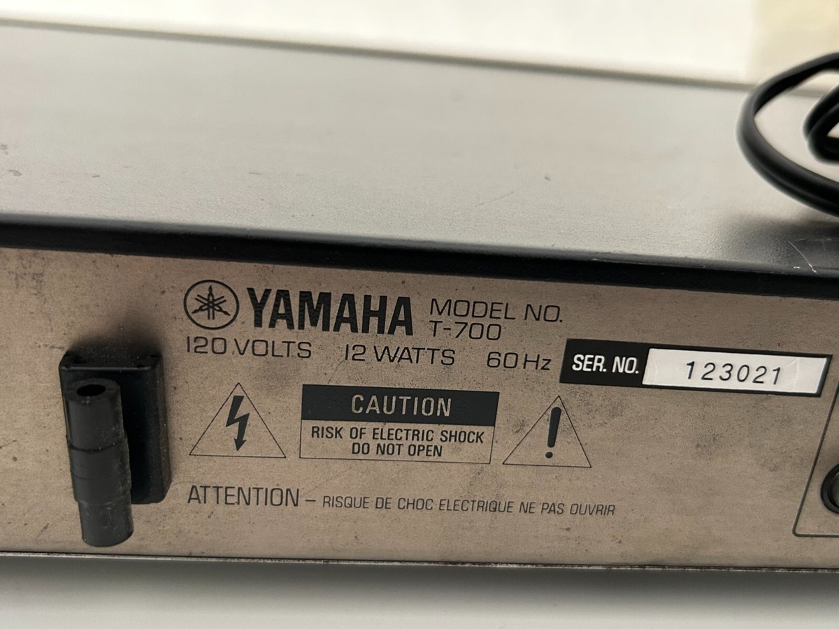 Yamaha Natural Sound AM/FM Stereo Tuner T-700 Vintage - WORKS