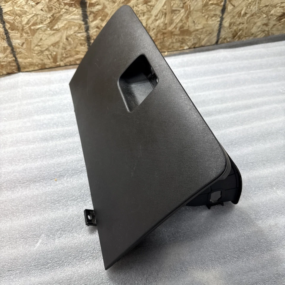 OEM 2002-2006 Honda CR-V Black Glove Box 77502-S9A-A00 Used CRV - Image 4 of 4