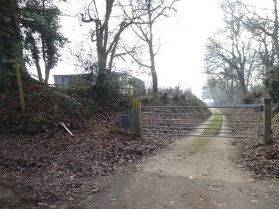 Foto 6x4 Privatstraße Richtung Süden vom Ende der Anwaltsspur Nep Stadt c2017
