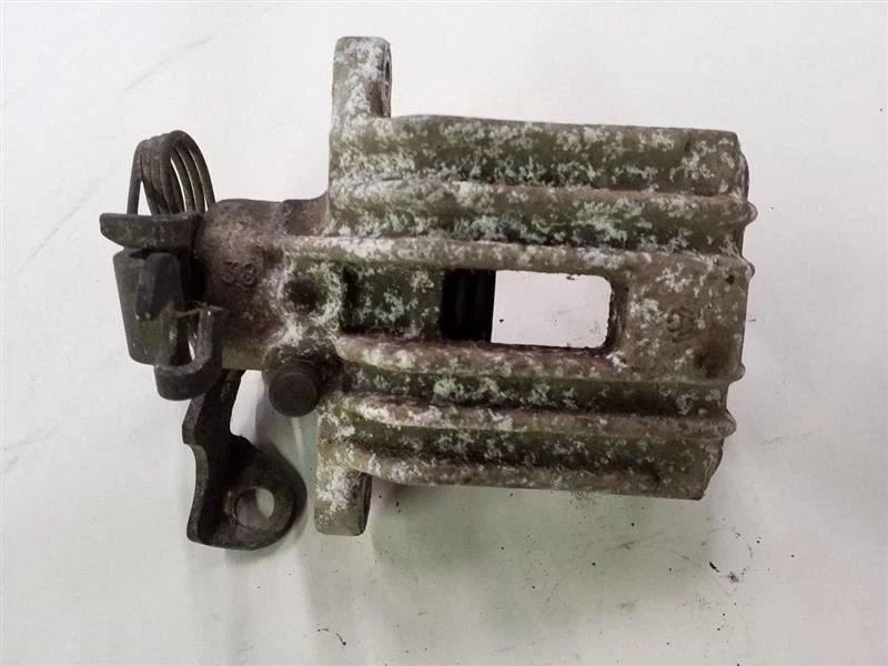 Pinza de freno trasera derecha pasajero tracción delantera | Se adapta a Volkswagen Passat 1998-2005 Foto 2 de 4