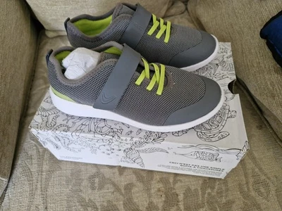 Neu Clarks Scape Trace grau Canvas Turnschuhe Kinder Jungen Schuhe UK 2,5 Passform F & Fit G