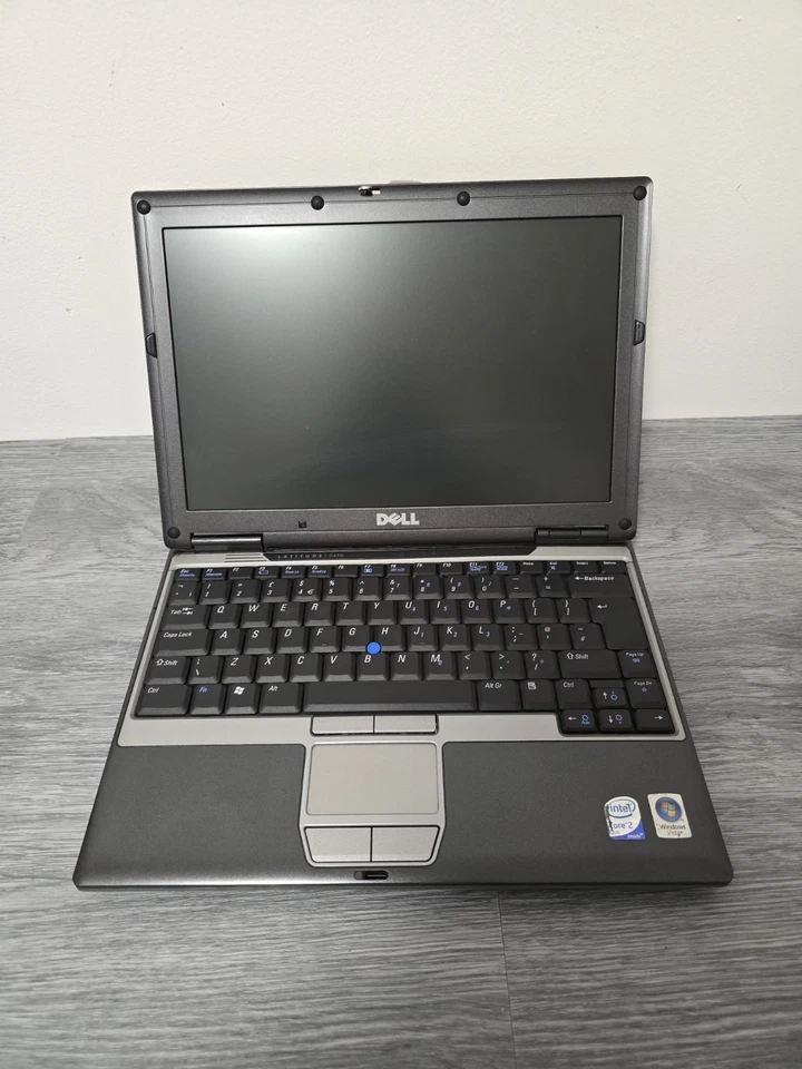 Dell Latitude D420 Laptop - Intel Dual Core, 1.5GB, 80GB, Windows 7, WiFi - Image 2 of 4