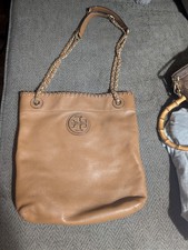 Tory Burch Tan Pebbled Leather Shoulder Bag Gold Chain Logo Accent