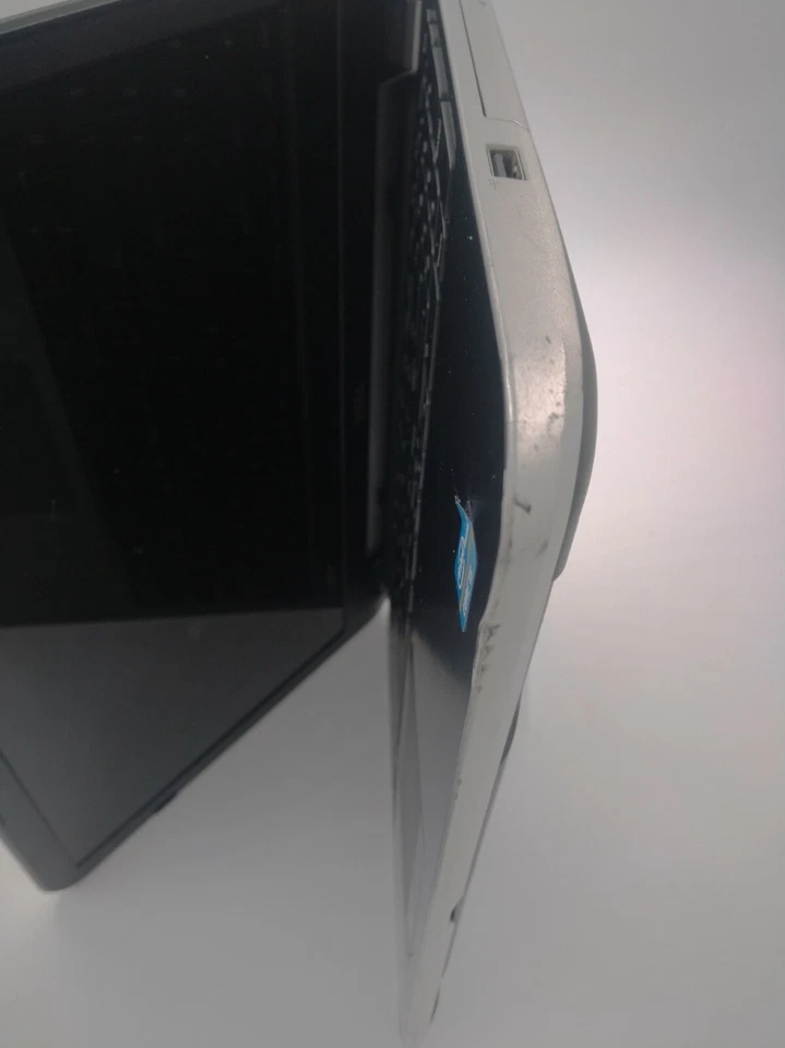 Portátil Dell Inspiron 5521, Core i5, 6 GB de RAM, 500 HDD. Mira fotos por favor. Foto 4 de 4