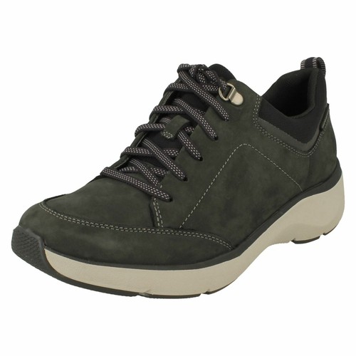 clarks wave walk trainers