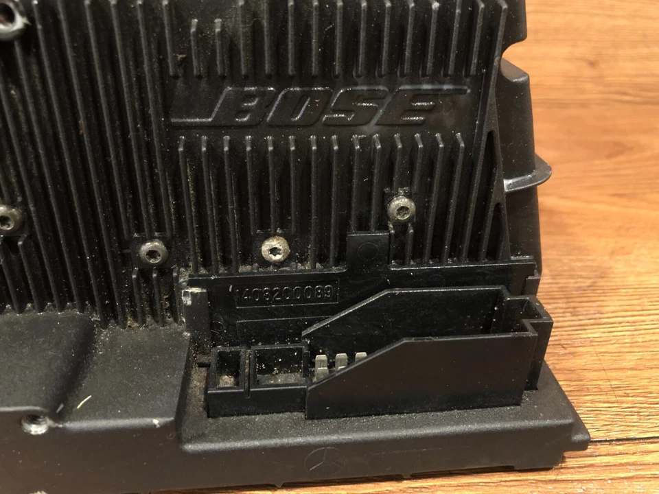 AMPLIFICADOR DE AUDIO BOSE MERCEDES BENZ W140 500SEL 600SEL 400SEL 1992-1993 OEM Foto 3 de 4