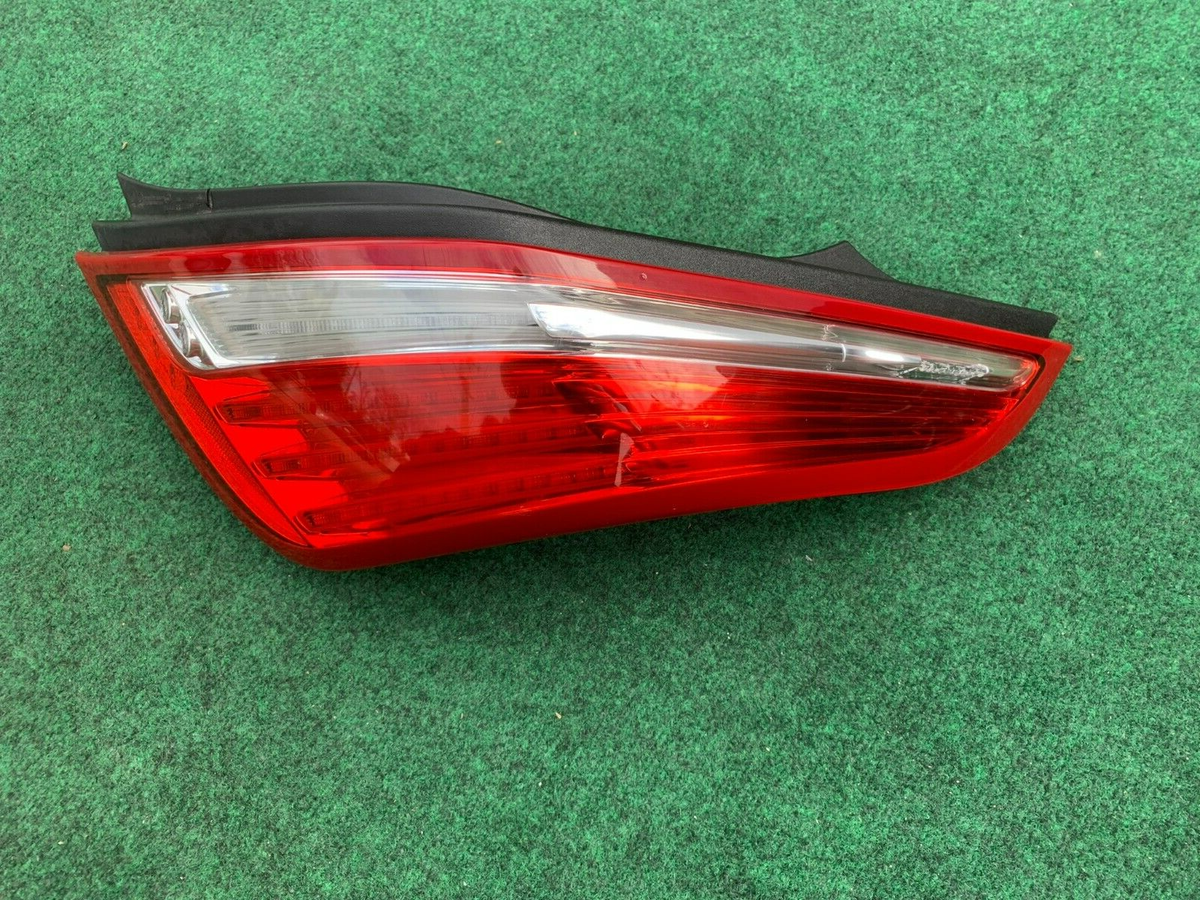 🛑 10-15 Jaguar XJ X351 Rear Right Passenger Side Tail Light