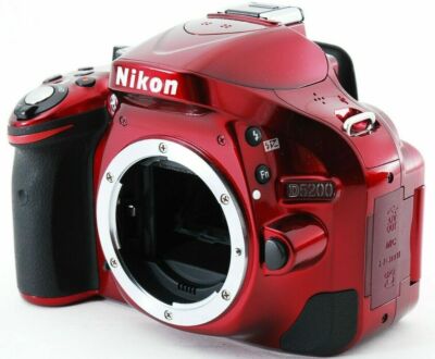 Nikon ニコン D5200 ボディ Amazon | Nikon デジタル一眼レフカメラ D5200 ボディー