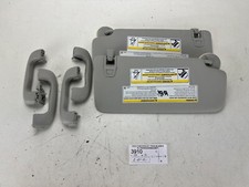 21-25 CHEVROLET TRAILBLAZER FULL SET FRONT LEFT/ RIGHT SUN VISOR AND ROOF HANDLE