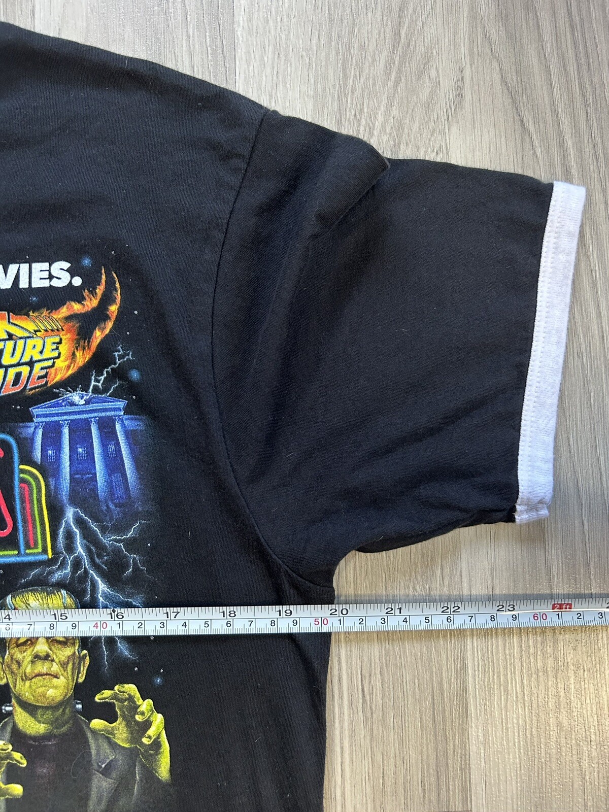 Universal Studios Florida Classic Attractions T-s… - image 6