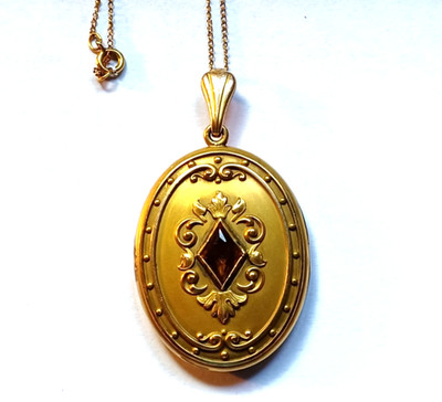Vintage Art Deco W&H Co. Wightman & Hough Gold Filled Jeweled Large Oval Locket