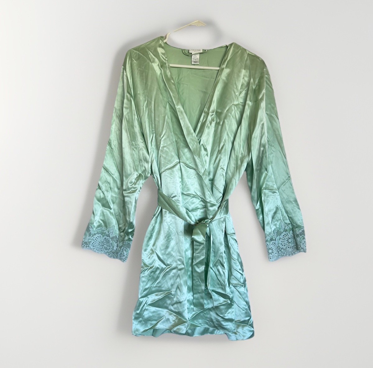 chinese dress ladies Green Lace Maxi Romper With Sleeves and Slits main image 1