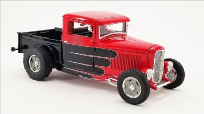 1/18 ACME Tom's Garage 1932 FORD HOT ROD PICKUP TOM'S GARAGE 120