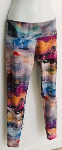 ONZIE Mountain Print Yoga Style 