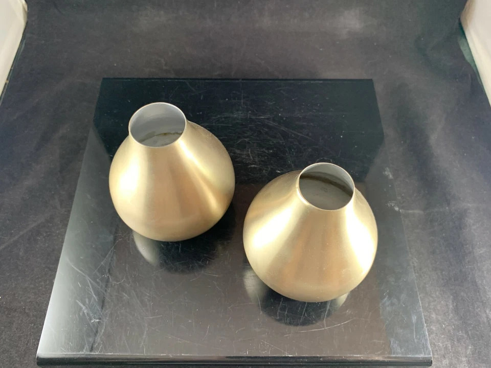CRATE & BARREL COOPER VASE SMALL PAIR 2x 批量 磨砂不锈钢 小花瓶 — 第 2/4 张图片