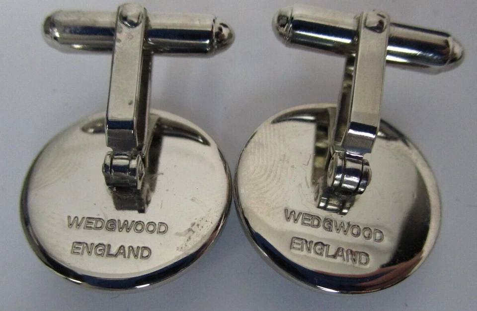 Gemelos Wedgwood Ship azul y dorado nuevos stock antiguo como nuevos en caja Foto 3 de 4