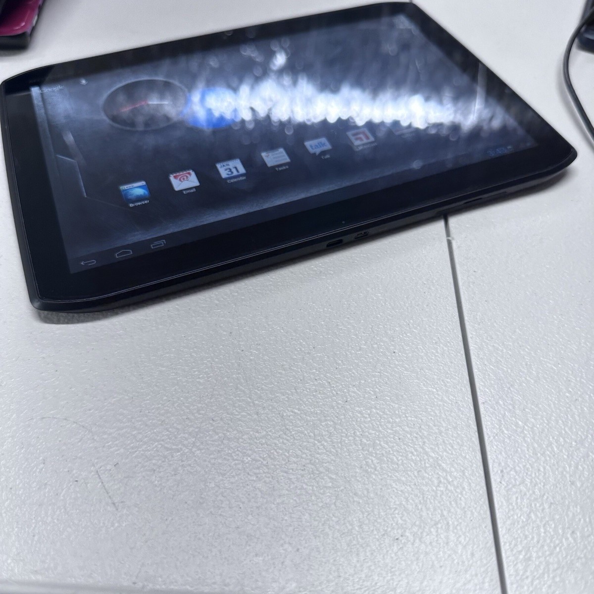 Motorola Droid Xyboard 10.1 MZ617 16GB, Wi-Fi 4G (Verizon Motorola Droid Xyboard 10.1 MZ617 16GB, Wi-Fi 4G (Verizon