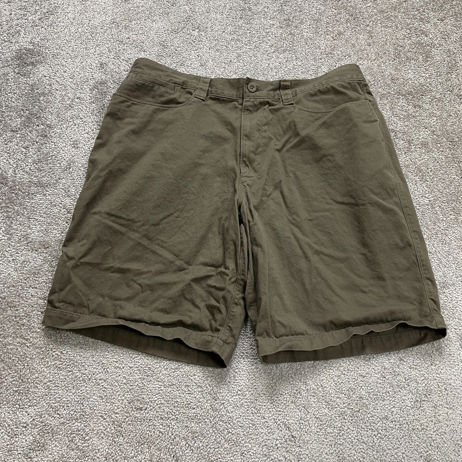The North Face Chino Shorts Mens 38 Army Green Flat Front Cotton Casual Outdoor
