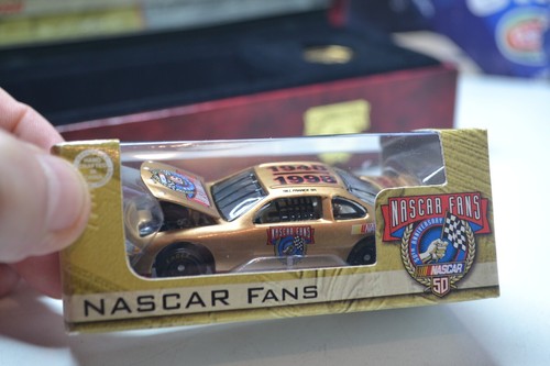 NASCAR FANS SET - 1948 - 1998 GOLD NASCAR - 1:64 SCALE MODEL CAR - IN BOX - Picture 5 of 5