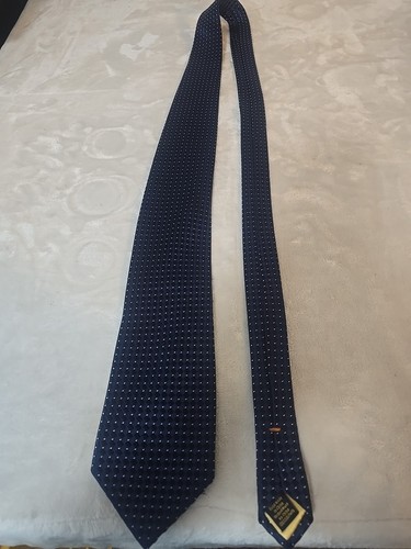 Donald Trump Signature Collection Tie 100% Silk Blue Pattern