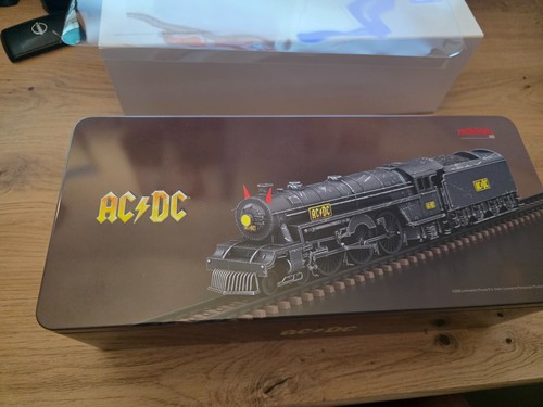 Märklin 39966 – Dampflok BR 01.10 "Black Ice" (AC/DC) | Condition: Neu
