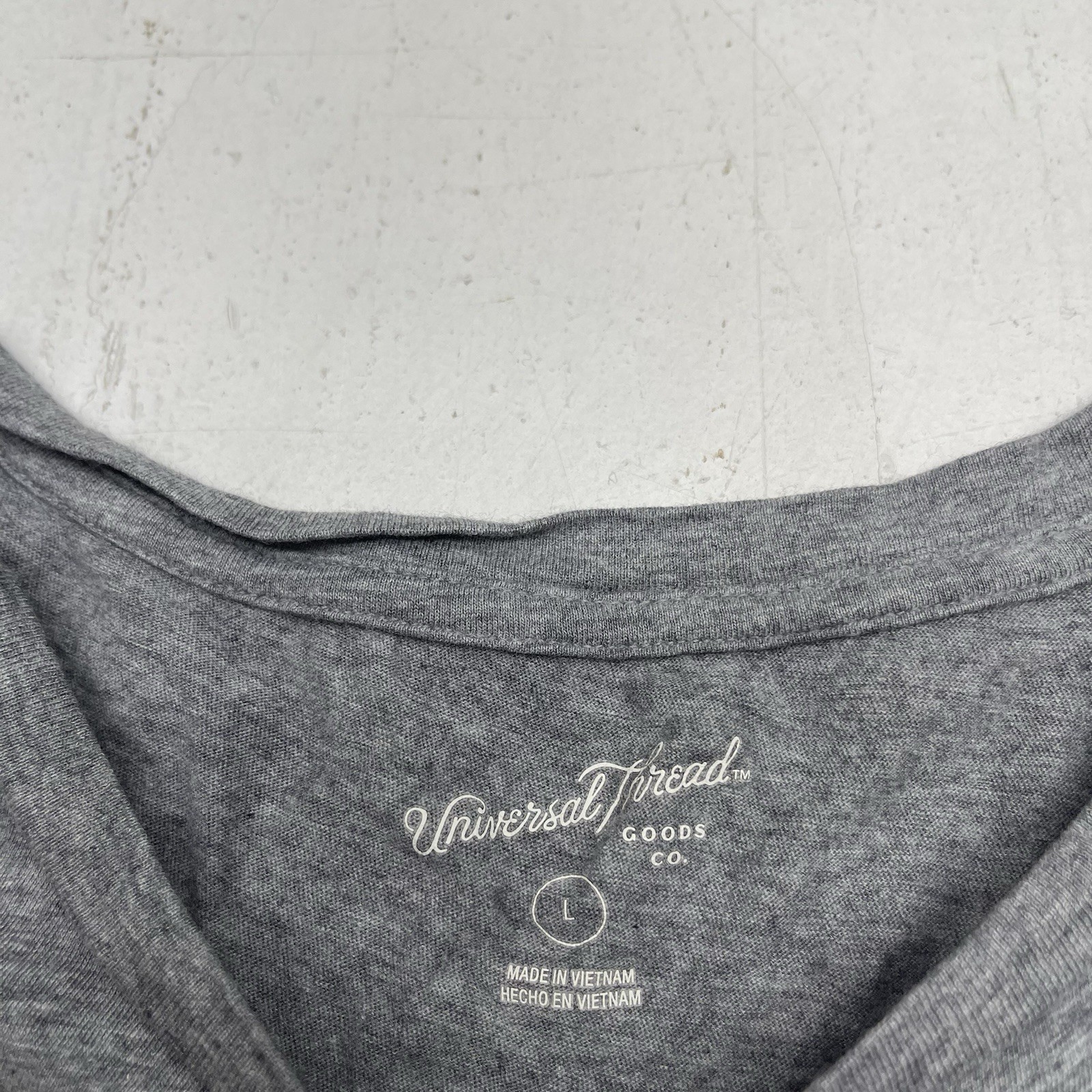 Universal Thread Solid Grey Crop Crewneck Short S… - image 2