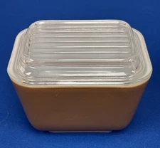 Vintage Pyrex Glass Refrigerator Dish with Lid # 501-B Brown 12 oz