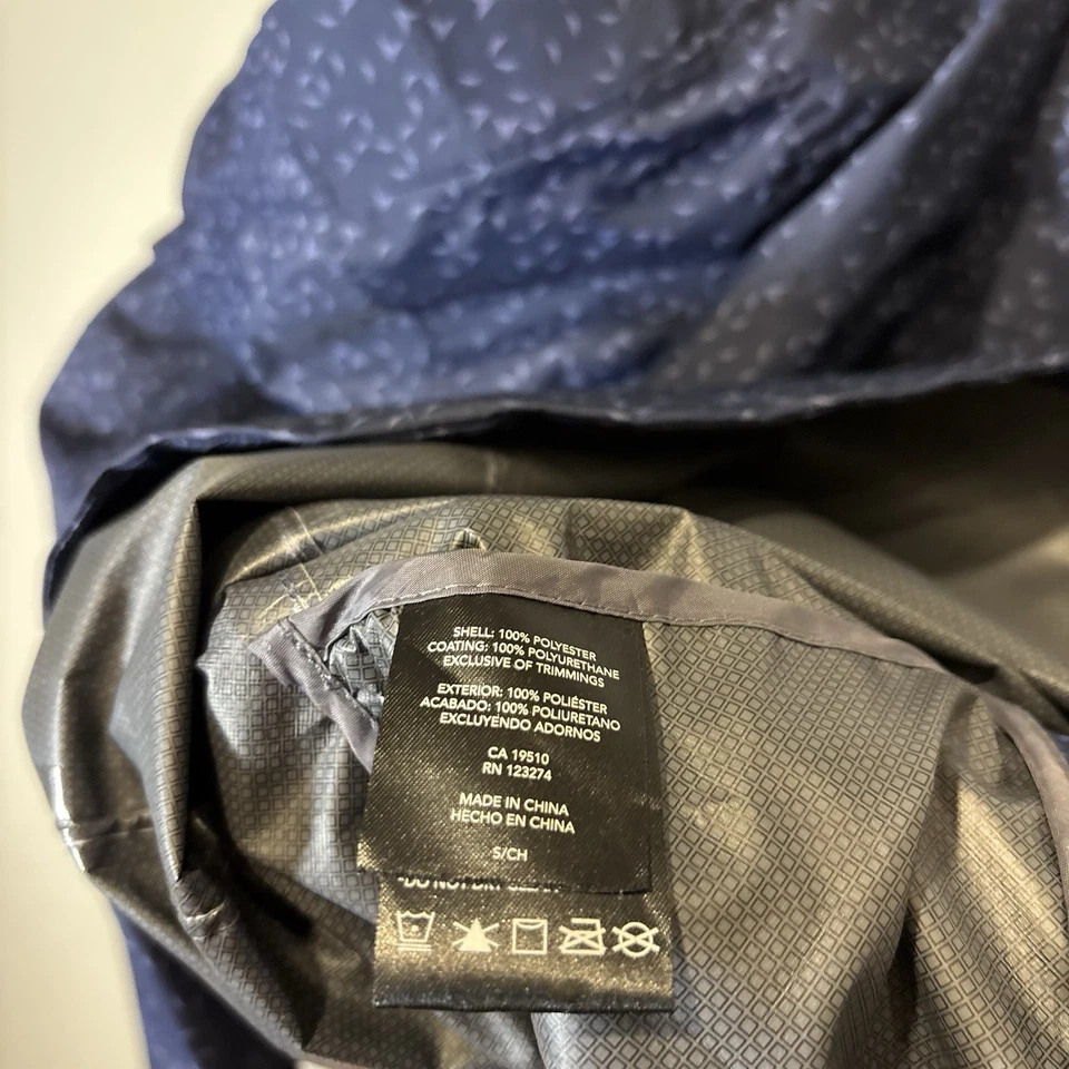 Paradox Men's Waterproof, Wind Proof Breathable Rain Jacket Size Small Navy Blue - Image 3 of 4