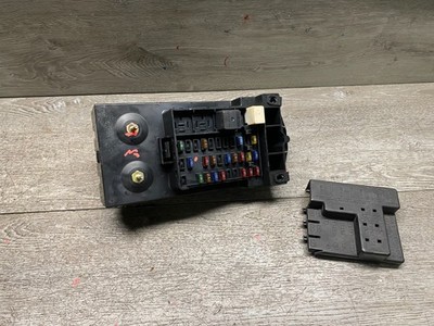 OEM FORD F250 F350 1999-01 INTERIOR UNDER DASH RELAY FUSE JUNCTION BOX