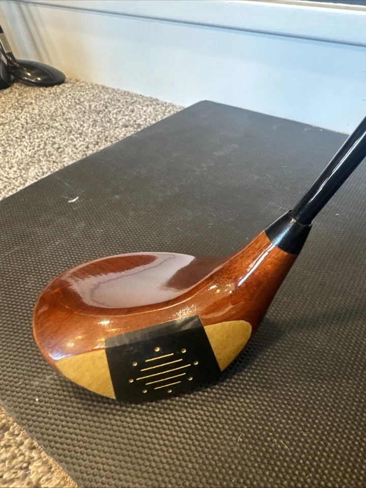 Louisville Golf Thumper Max Gran Tamaño Caqui Driver Hombres Derecha Regular Grafito Foto 2 de 4