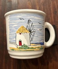 Tazza caffè porcellana bianca greca dipinta a mano Aiyaio vintage scena mulino a vento; Grecia
