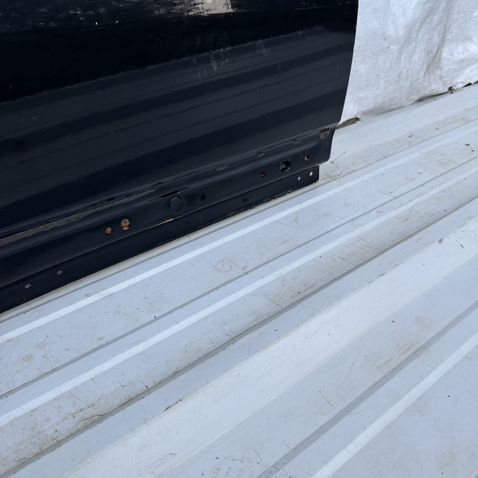 2017-2022 Maserati Levnate M161 Rear Right/Passenger Door Black Shell OEM