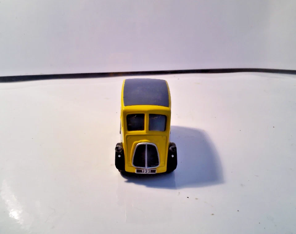 Voiture 1/43 - CORGI - Morris J Type - Collector Club - 1991 - Photo 2/4