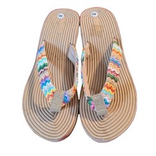 Women's Tan And Multicolor Strap Flip Flops Size 8 NWOT