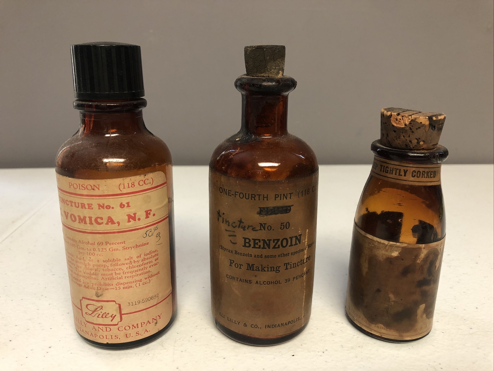 アンティーク ポイズンボトル poison bottle Lilly 1900s