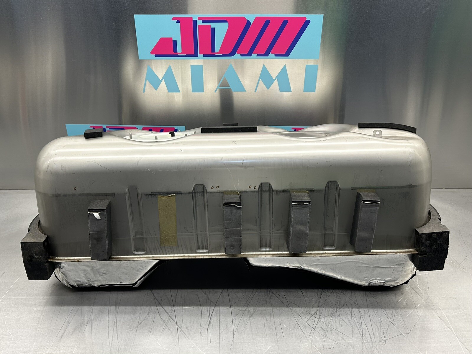 Gas Fuel Tank Aston Martin Vantage 2018-2023 Gasoline OEM KY63-9K007-AD 18-23