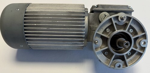 Mini Motor Drehstrommotor / 230/400V / 0,90/0,52A / 180W / MC440P3T - Picture 8 of 13