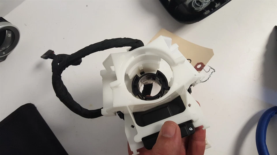 Pontiac G8 2008 2009 muelle reloj resorte 92184056 Holden 08 09 Foto 2 de 4