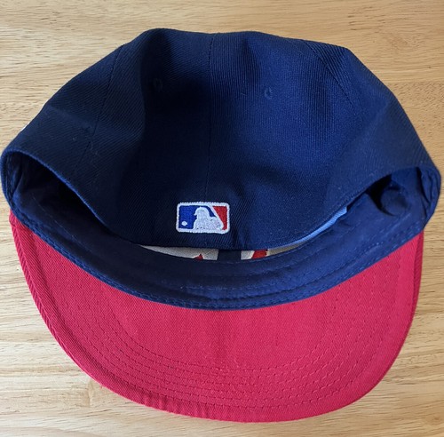 Cubs Reebok Fitted Baseball Hat/Cap Blue/Red 7 1/8 - Picture 3 of 4
