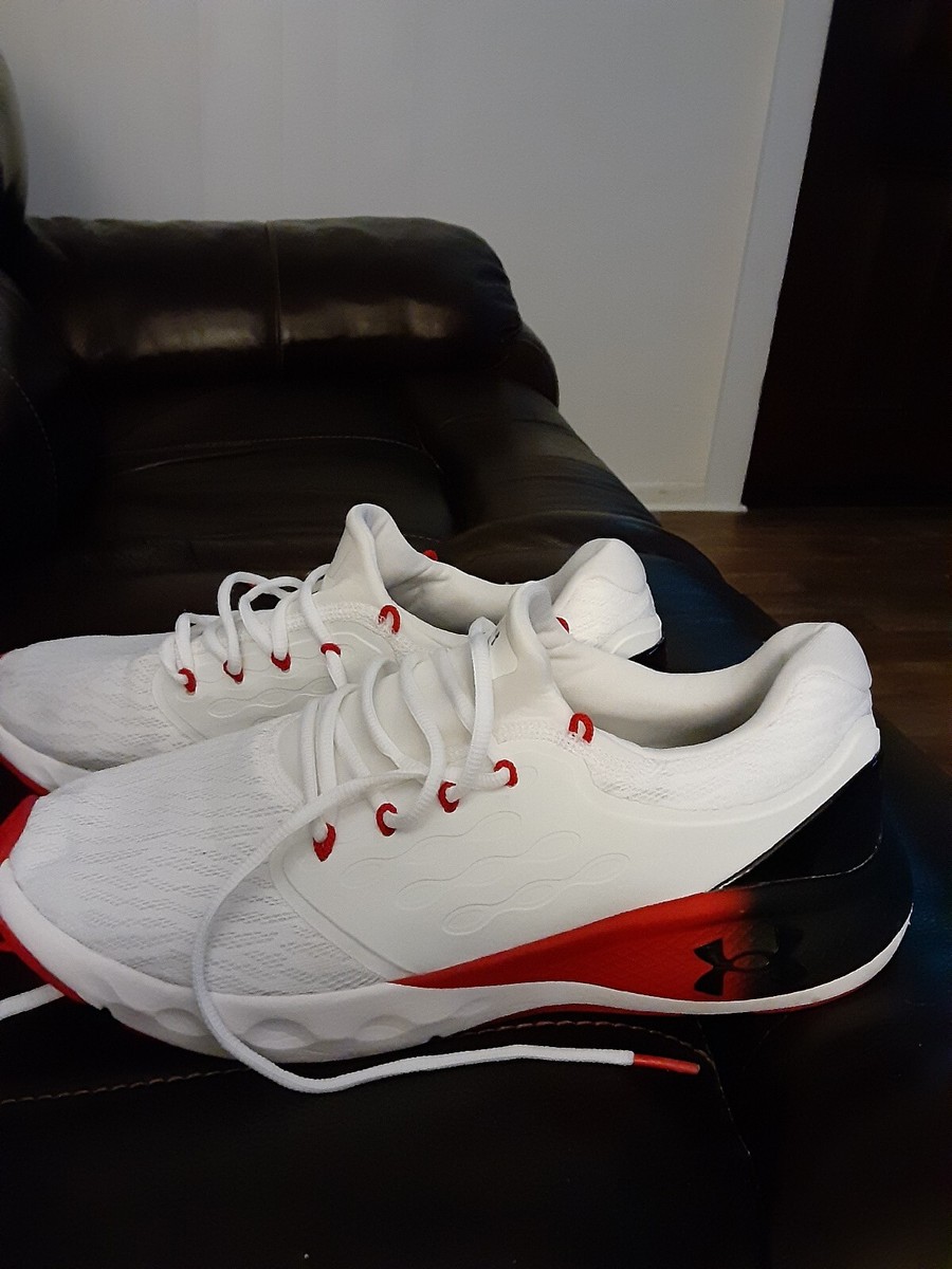 Men UA Under Armour Charged Vantage Space Pioneer Running Shoe White  3024489-102