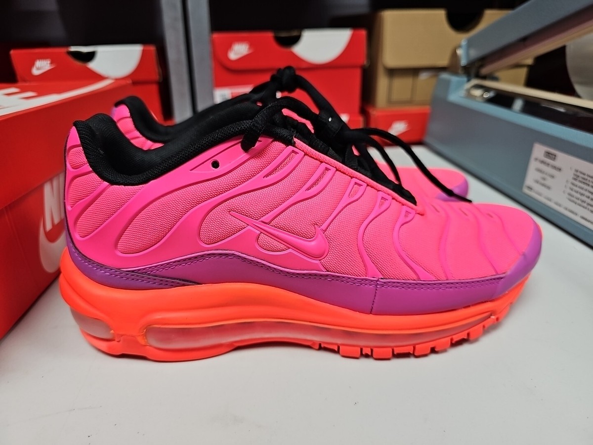 NIKE AIR MAX PLUS 97 