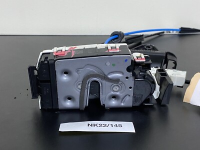 MERCEDES BENZ C CLASS W204 SALOON OR ESTATE REAR DOOR LOCK MECHANISM RIGHT SIDE