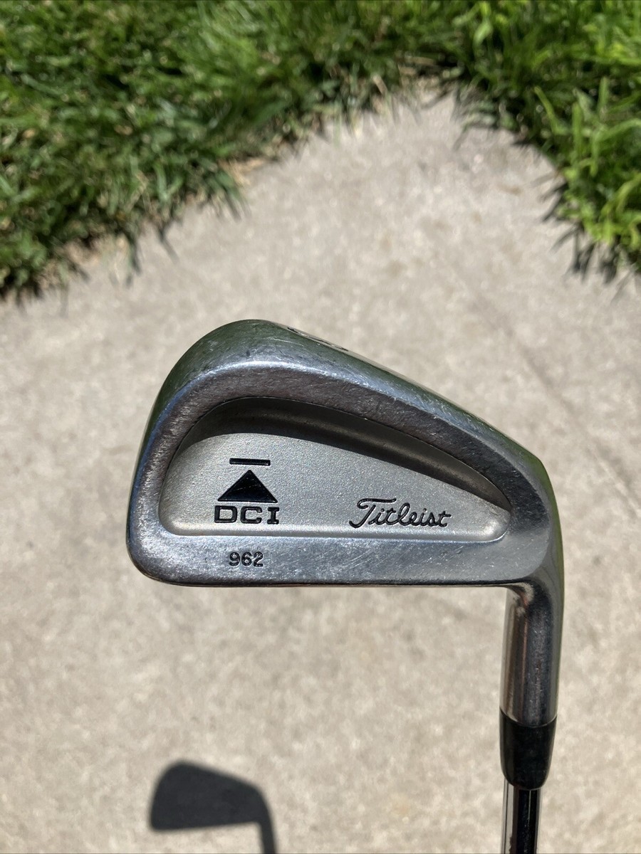 Titleist DCI 962 2 Iron Regular Steel Shaft Golf Pride Grip Titleist DCI 962 2 Iron Regular Steel Shaft Golf Pride Grip