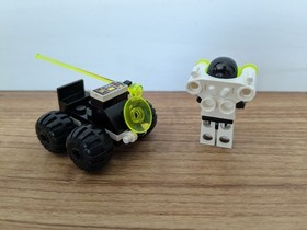 Lego Space Blacktron II - 6812 Grid Trekkor - 100% Complete (no instructions)