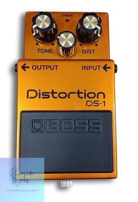BOSS DS-1 Distortion Guitar Effect Pedal