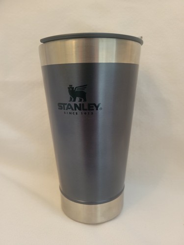 Stanley 16 Unzen Edelstahl Bier Pint Deckel mit Öffner Schieferblau
